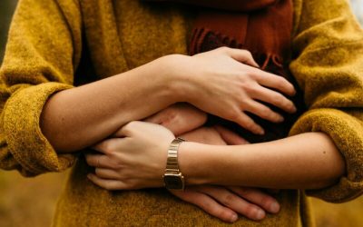 Know who they really are with our new Selfie Verification feature